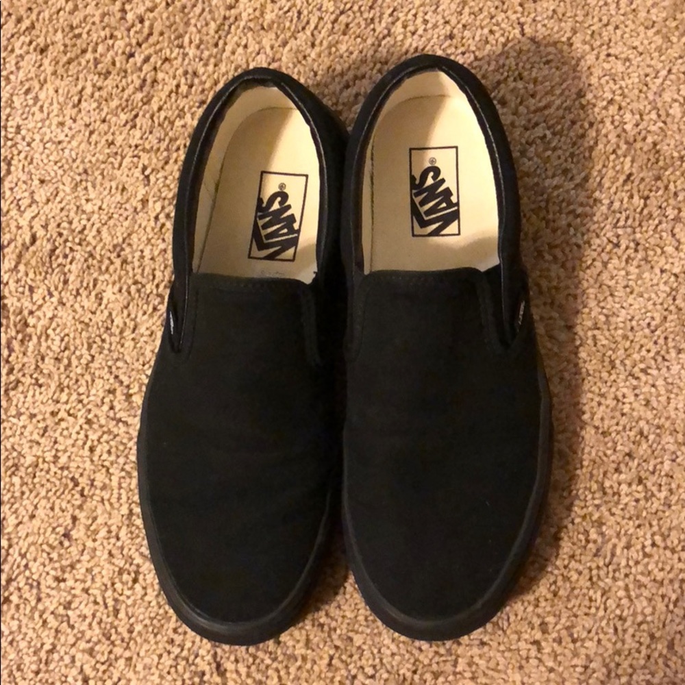 Slip On All Black Vans